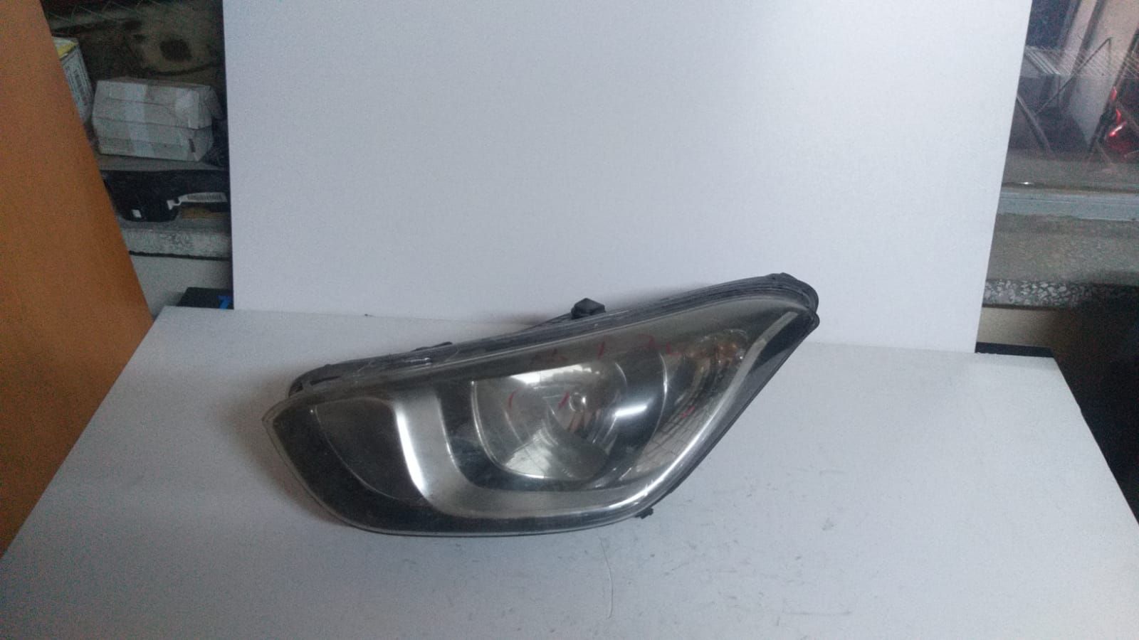 HYUNDA  20 SOL FAR 12-16
