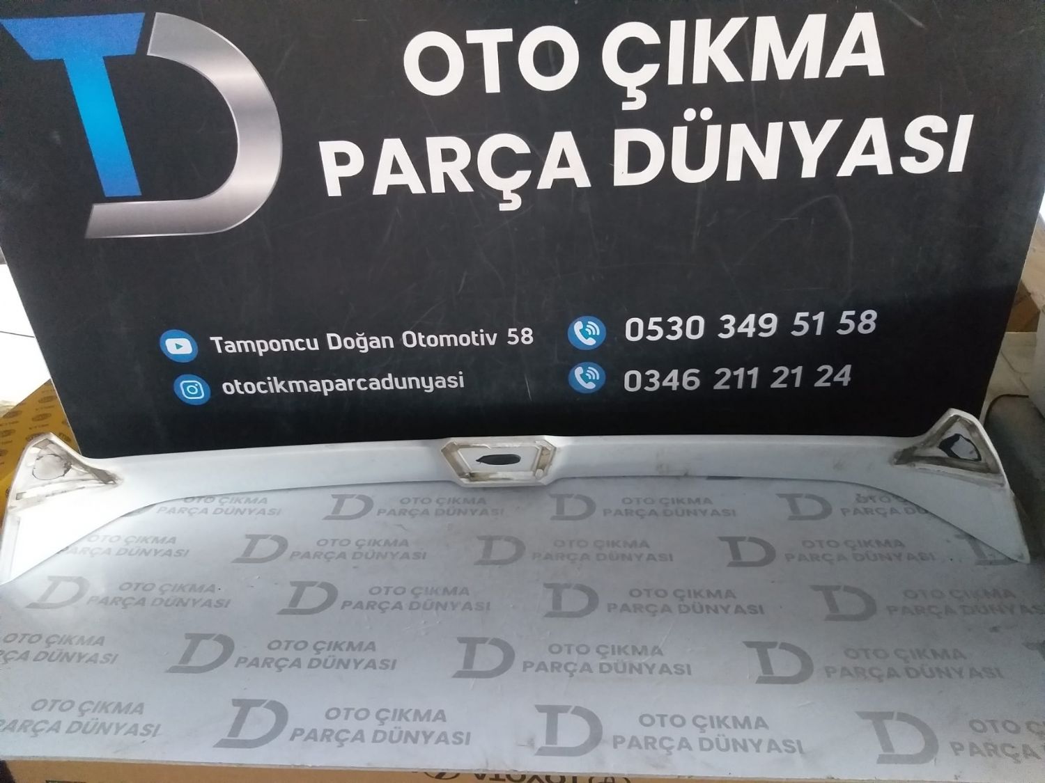 VOLKSWAGEN GOLF 7 BAGAJ KAPA�I SPO�LER�