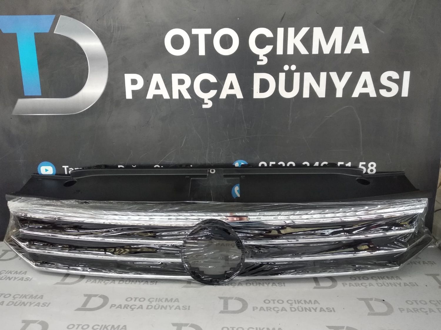 VOLKSWAGEN PASSAT B8 N PANJUR FULL KROMLU PARLAK SYAH HGHLNE (15-19)