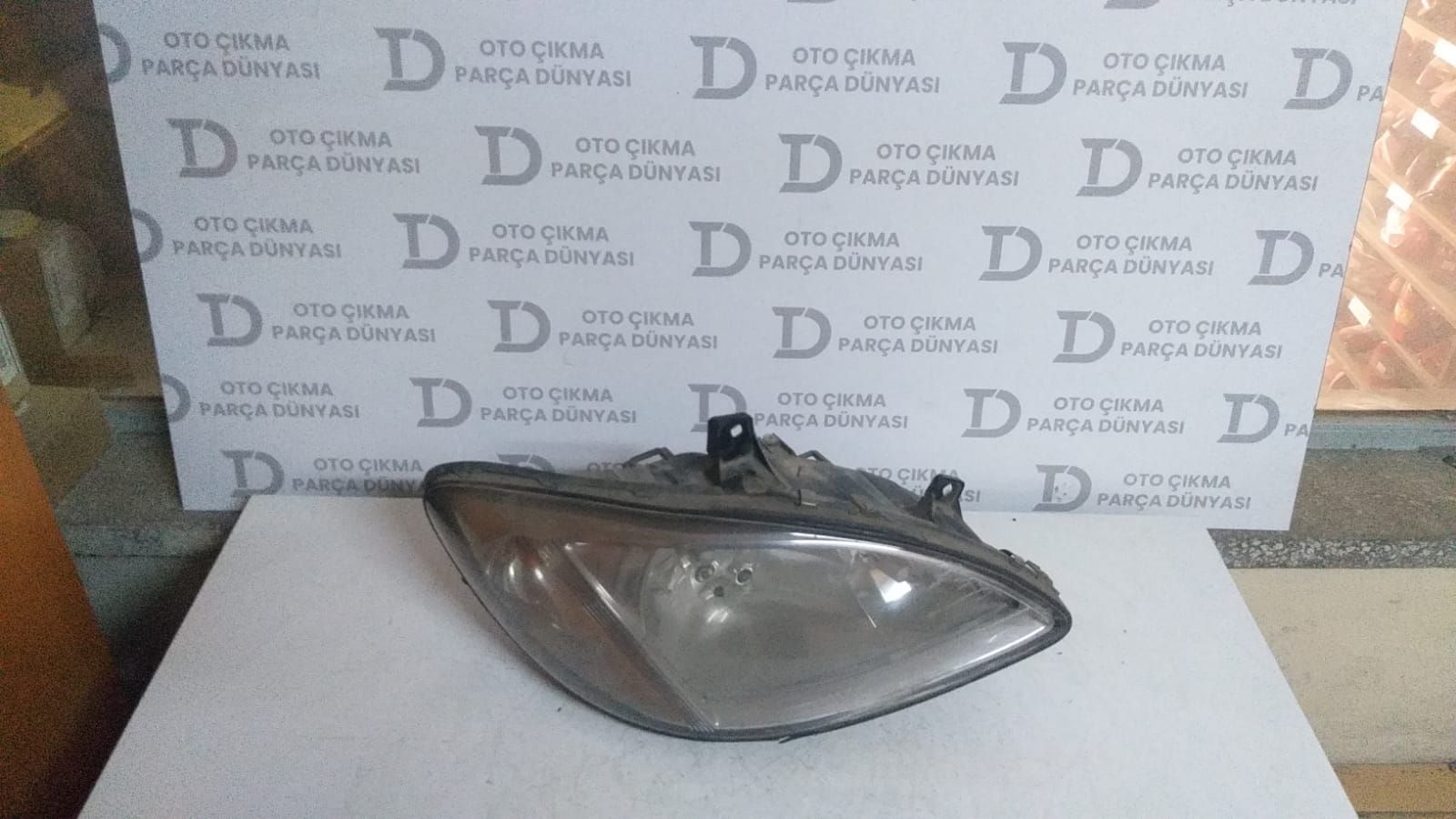SEAT LEON SA FAR 09-12