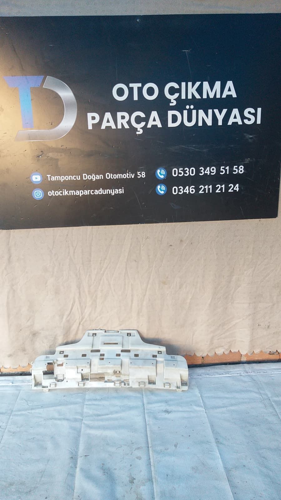 BMW 3 SERS ARKA TAMPON ORTA BRAKET F 30 13-19