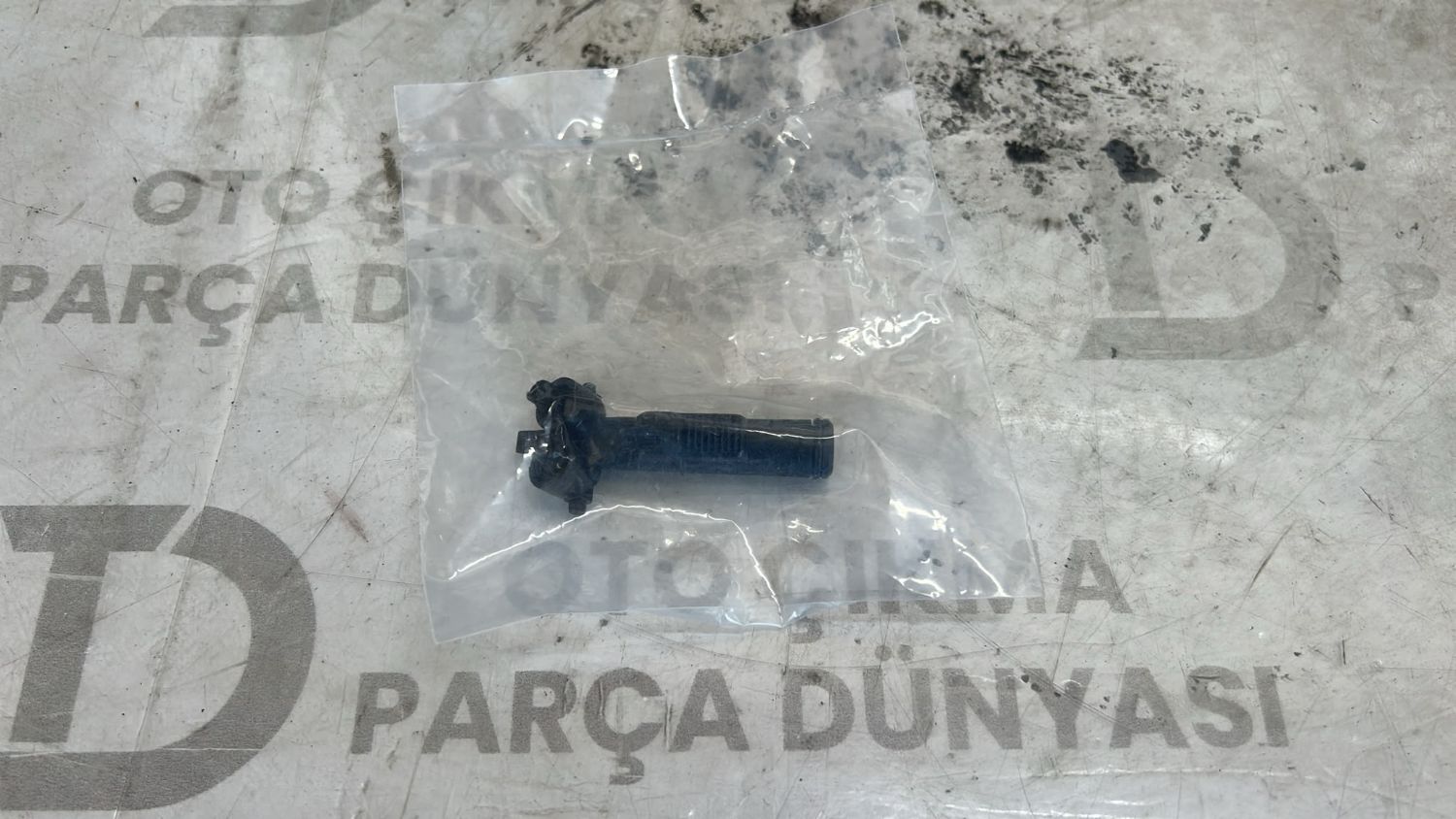 Far y�kama motoru sol Skoda Super B 2 Sol OEM 3T0955103A