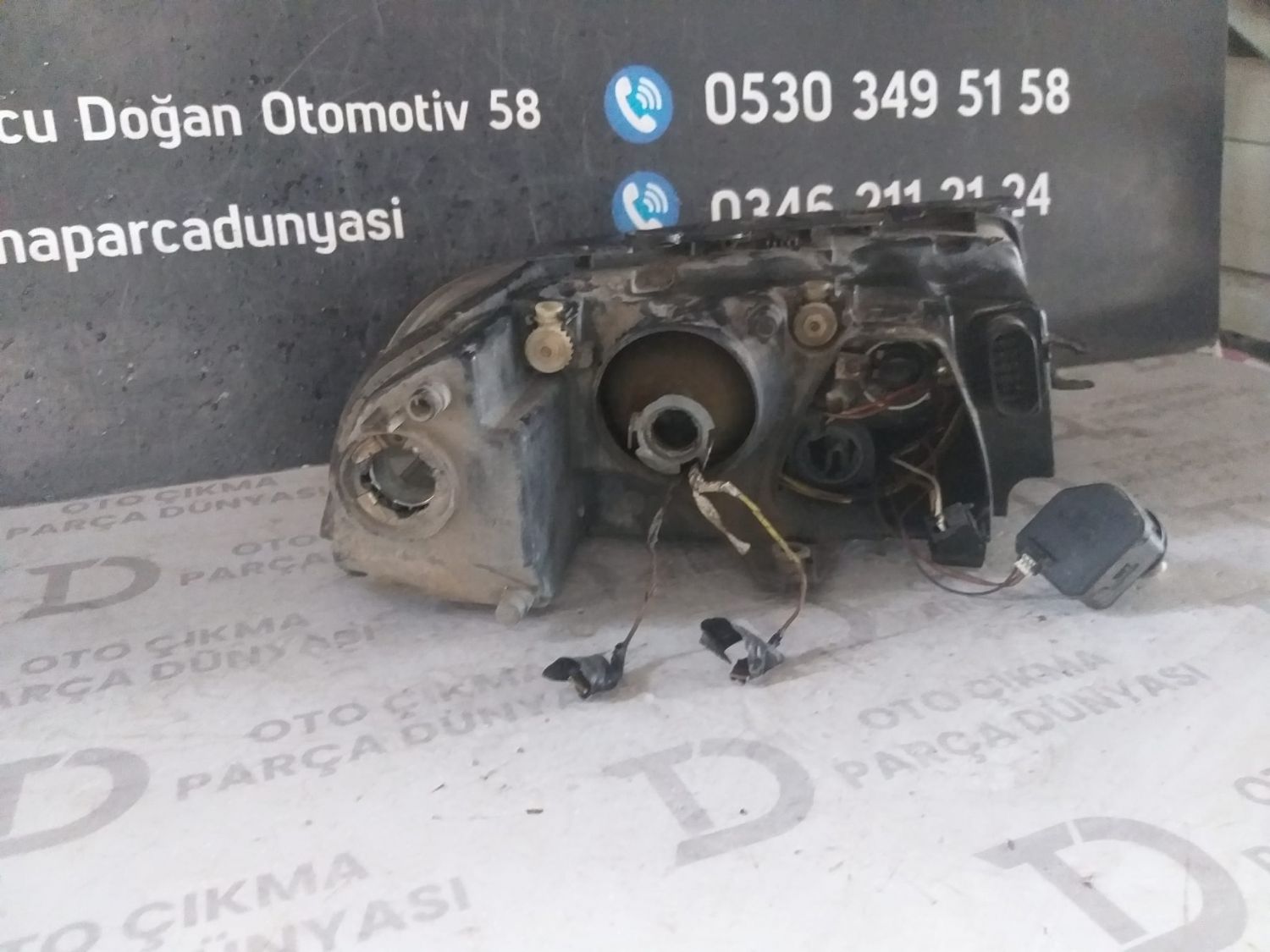 VOLKSWAGEN PASSAT B5 SOL FAR (00-05)