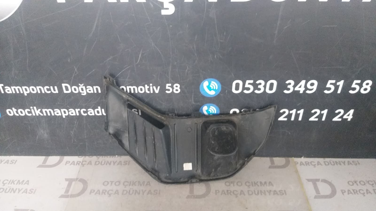 FORD COUR�ER SOL S�S �ER�EVES� 20-24