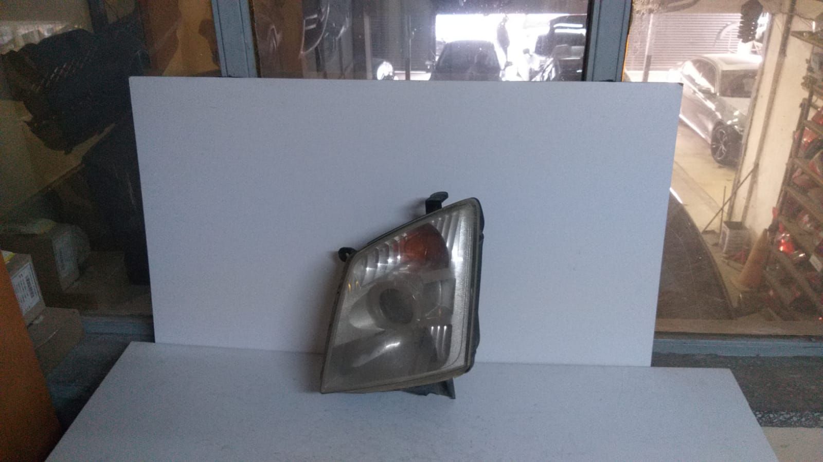 ISUZU D MAX SOL FAR 07-12