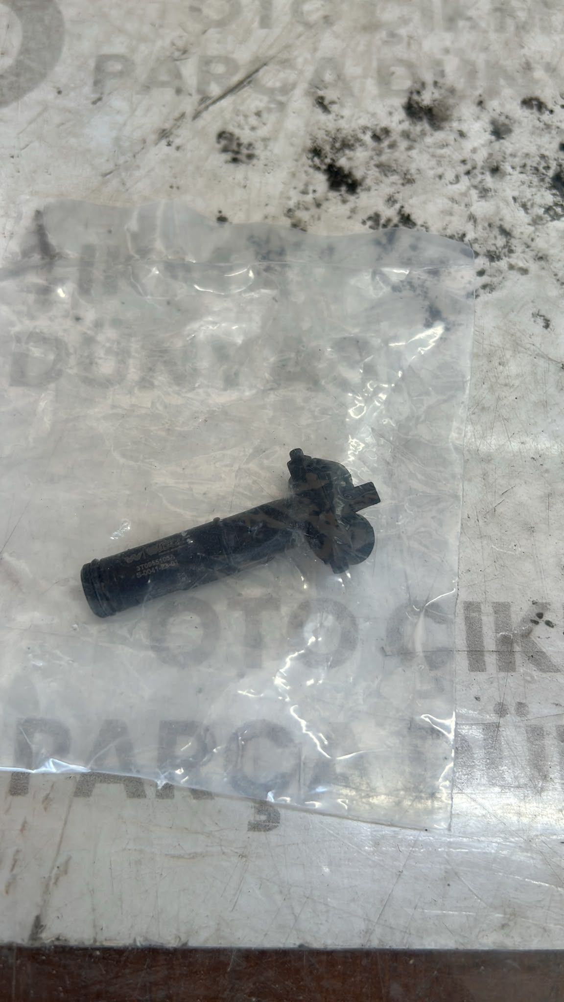 Far y�kama motoru sol Skoda Super B 2 Sol OEM 3T0955103A