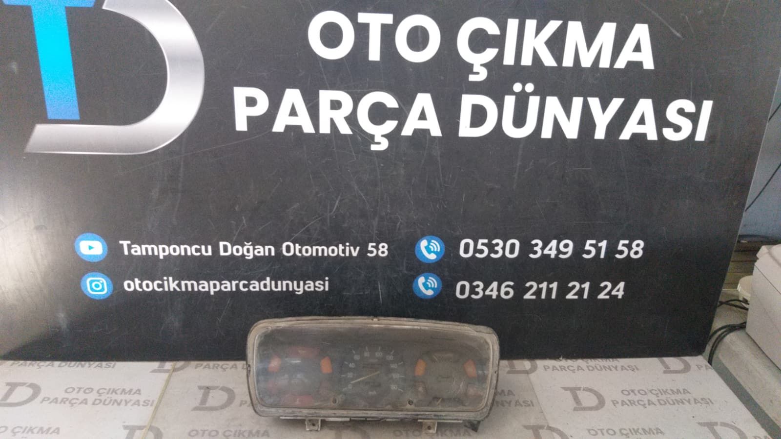 RENAULT 12 G�STERGE PANEL�