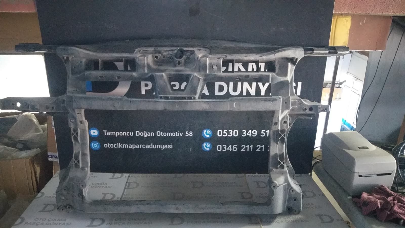 VOLKSWAGEN TOURAN RADYAT�R �N PANEL MASKES� 04-10