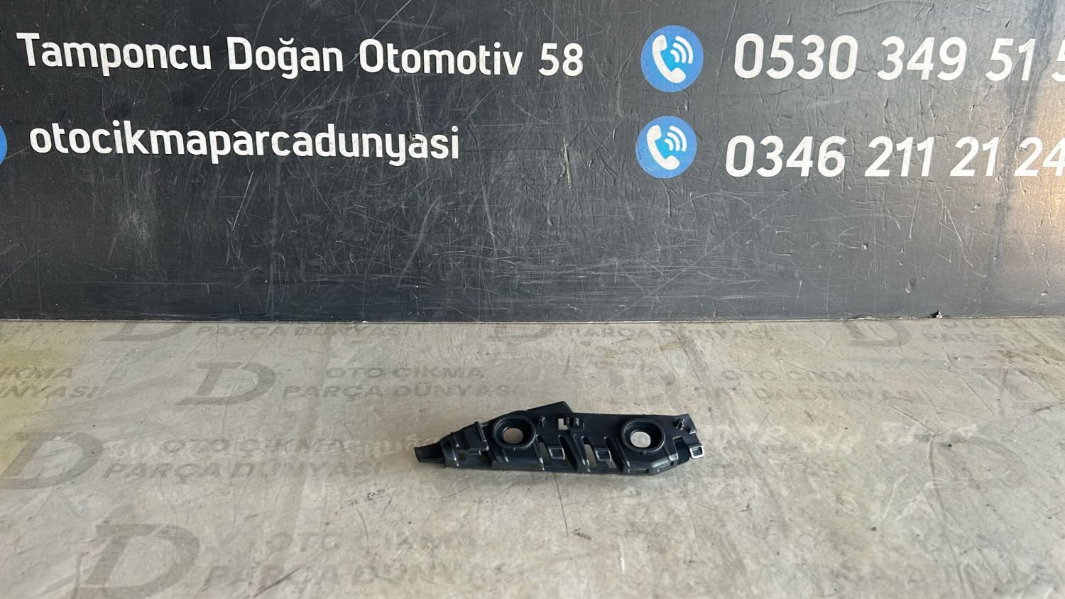 VOLSKWAGEN PASSAT B8 �N SA� TAMPON BRAKET�  2014-2019 YEN� SIFIR 