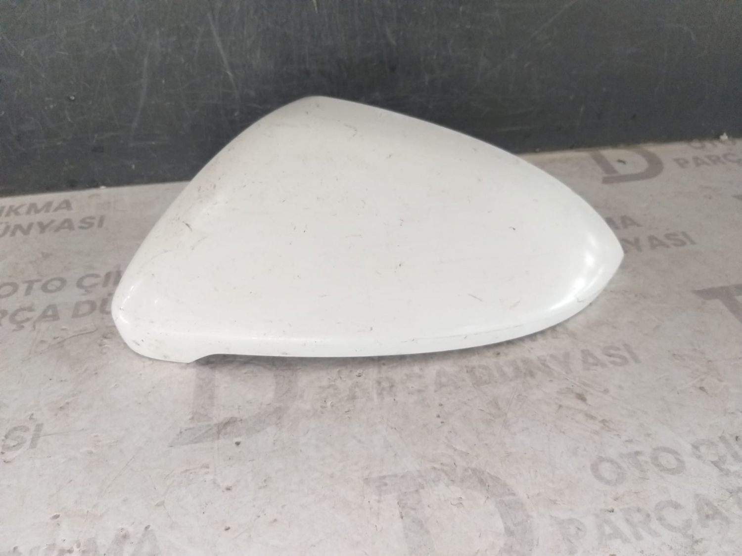 VOLKSWAGEN GOLF 7 SOL AYNA KAPA�I