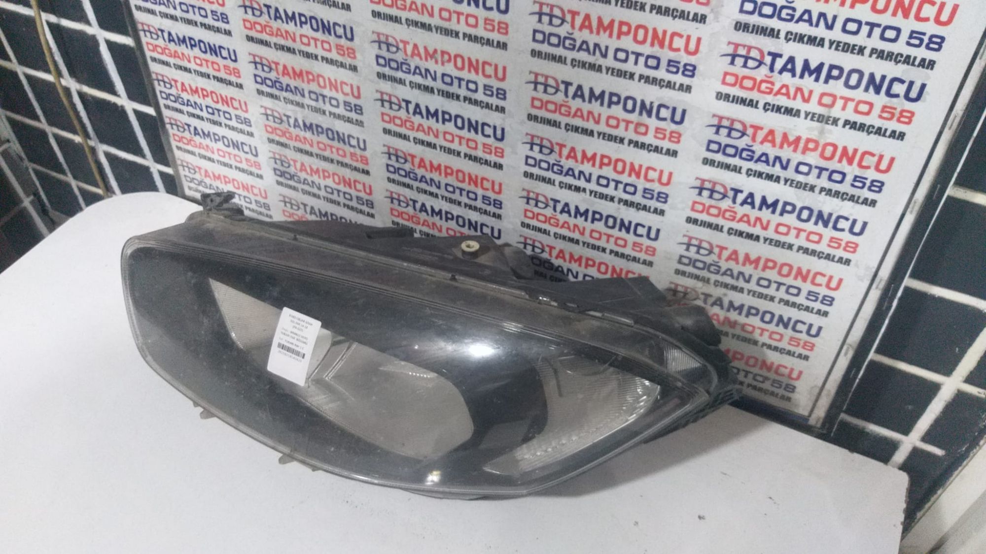 FORD COURER SYAH SOL FAR 14-18