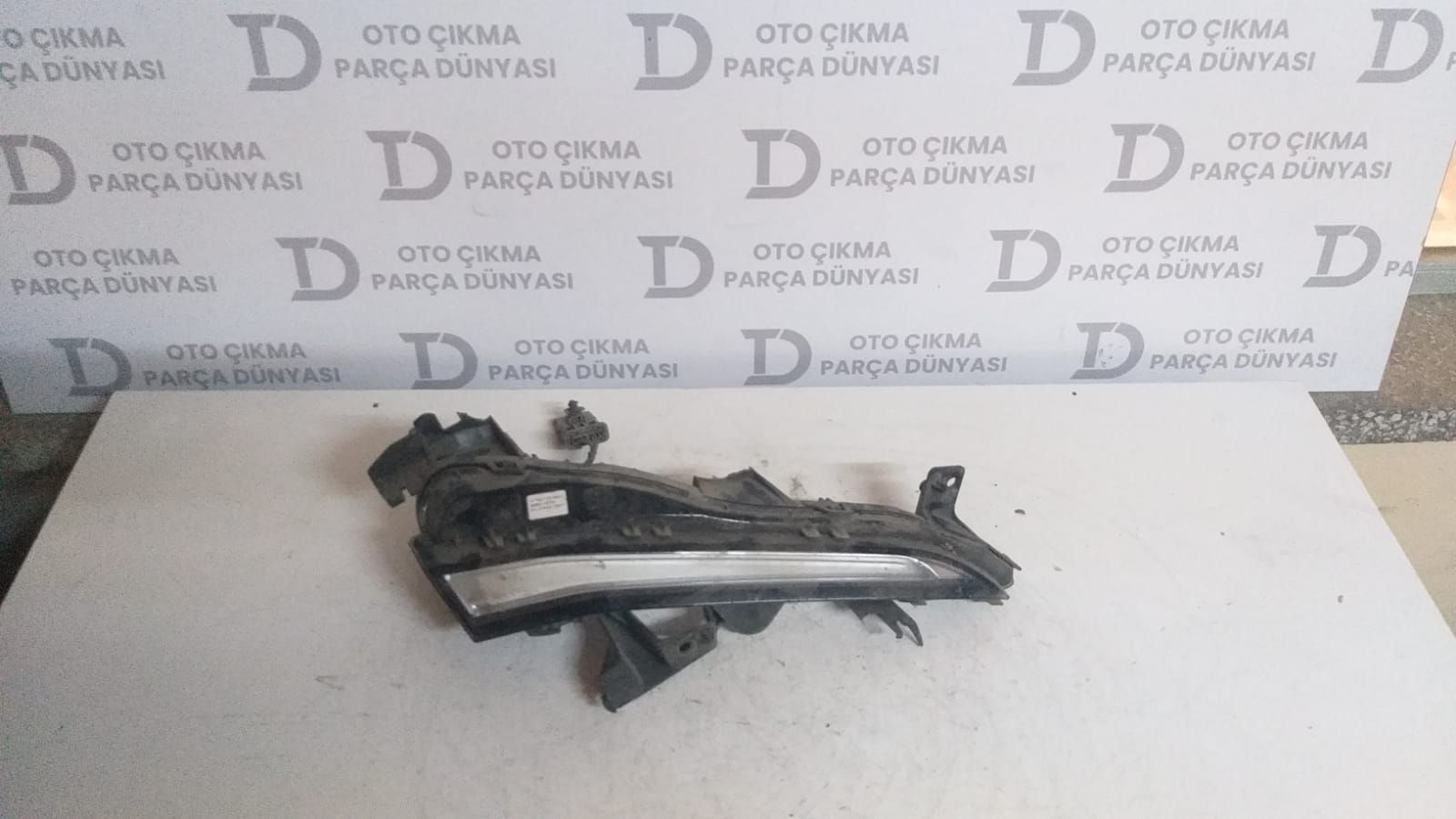 PEUGEOT 208 SOL LED 