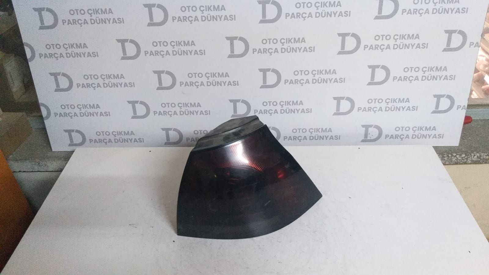 VOLKSWAGEN GOLF 5 SA STOP 07-12