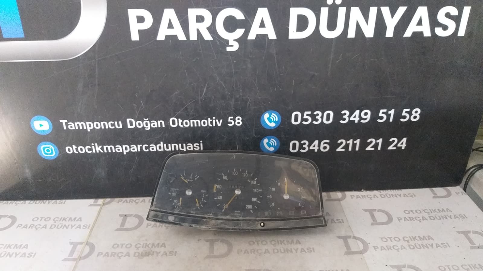 MERCEDES W123 G�STERGE PANEL�