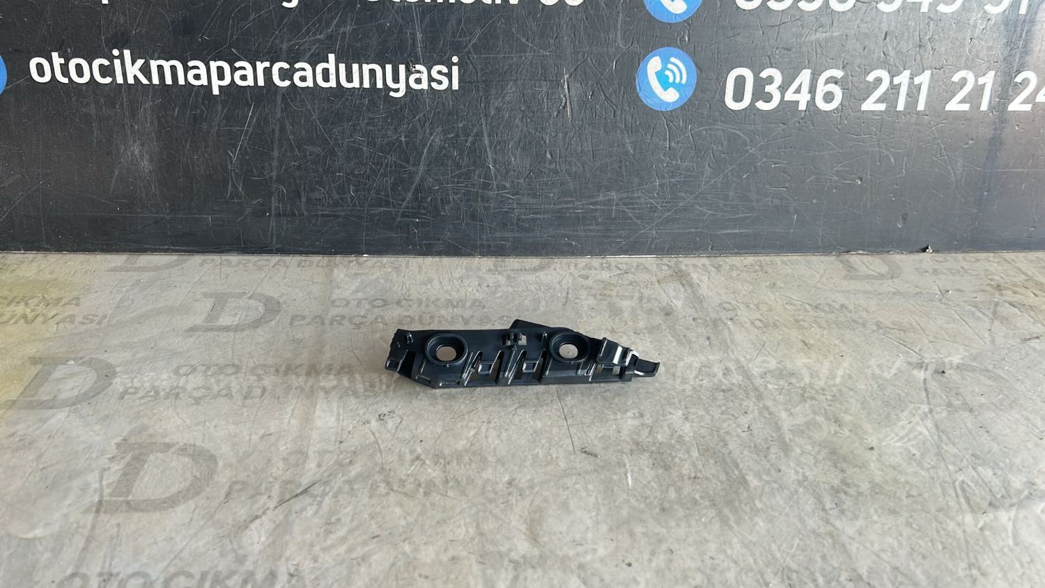 VOLKSWAGEN PASSAT B8 SOL �N TAMPON BRAKET� 2014-2019 YEN� SIFIR