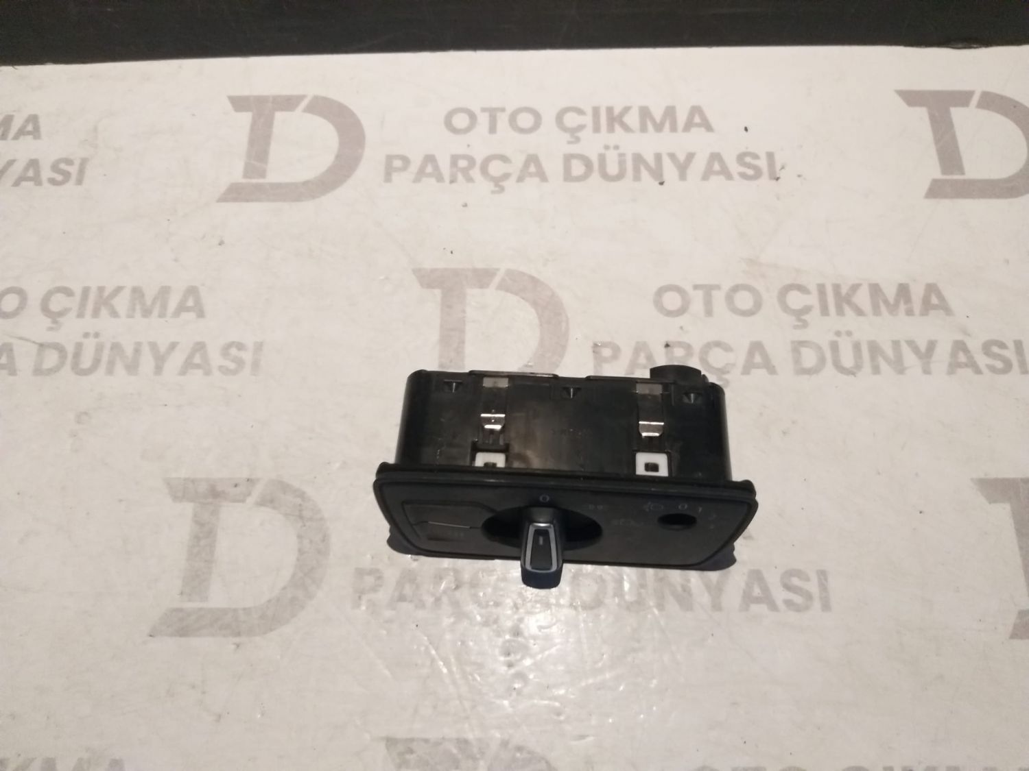 VOLKSWAGEN PASSAT B8 FAR AYAR D��MES� 