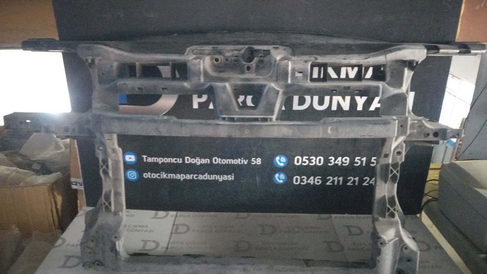 VOLKSWAGEN TOURAN RADYAT�R �N PANEL MASKES� 04-10