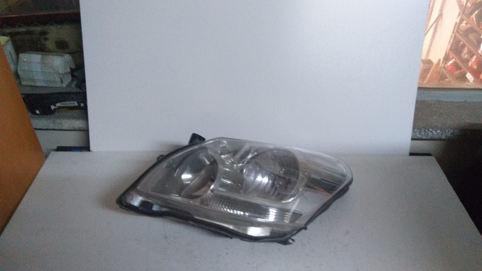 TOYOTA VERSO SOL FAR 09-12