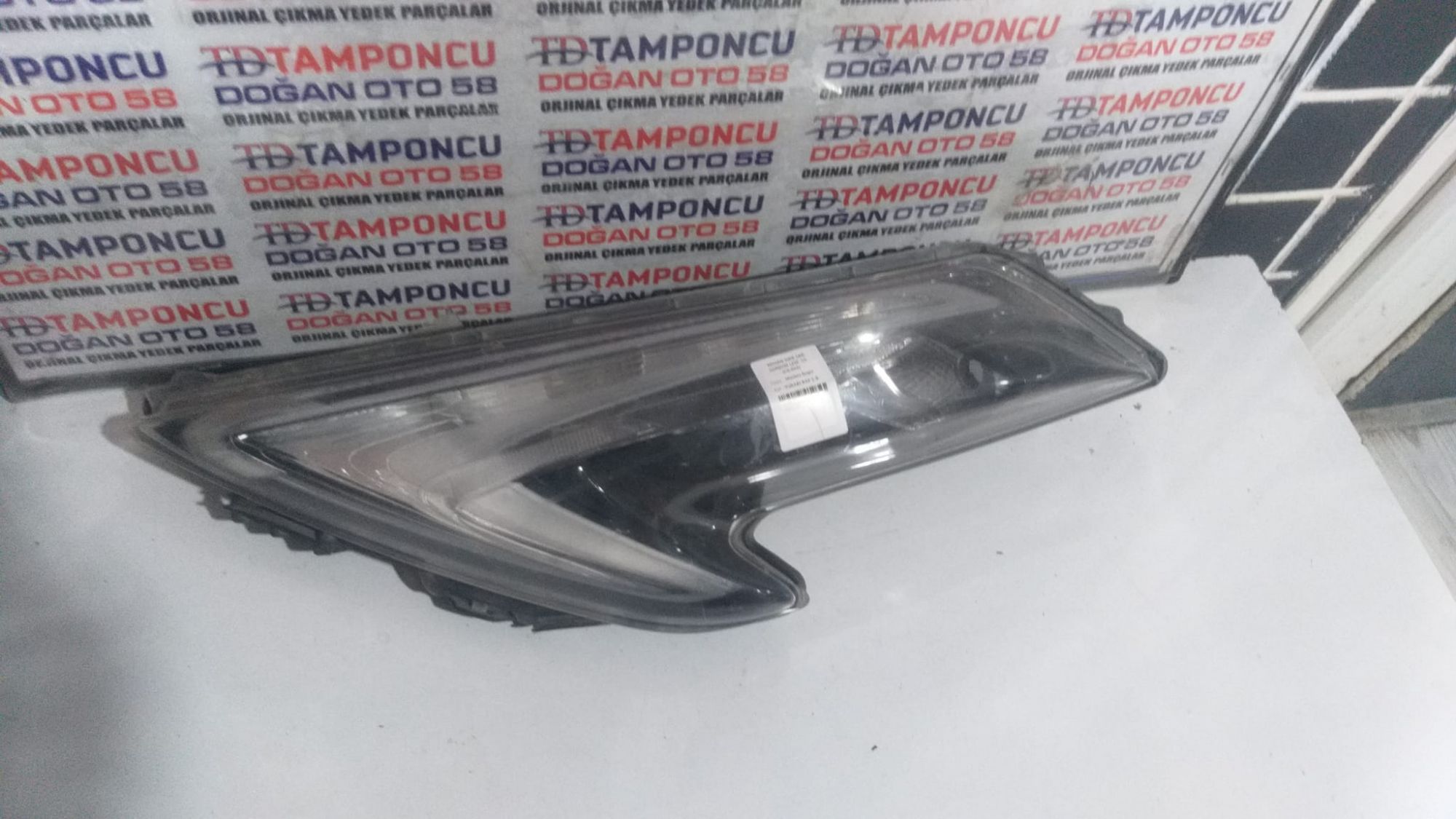 NSSAN JUKE SA GNDZ LED -15