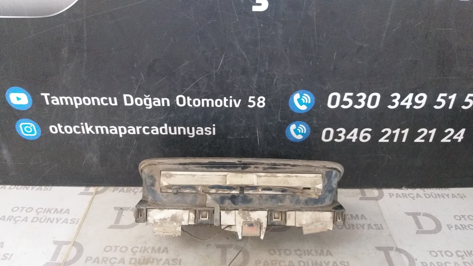 RENAULT 12 G�STERGE PANEL�