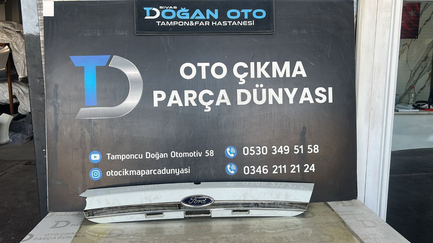 FORD F�ESTA BAGAJ  TUTAMA�I. 8A61-A43404DJN