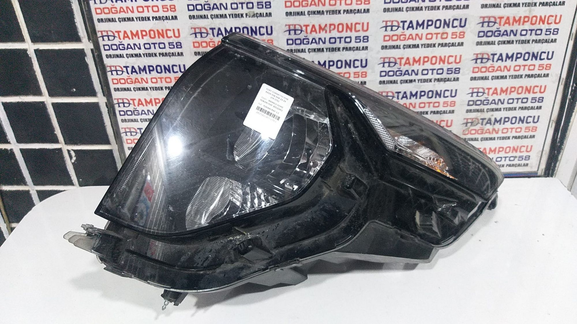 FORD COURER YEN KASA SOL FAR 23-24