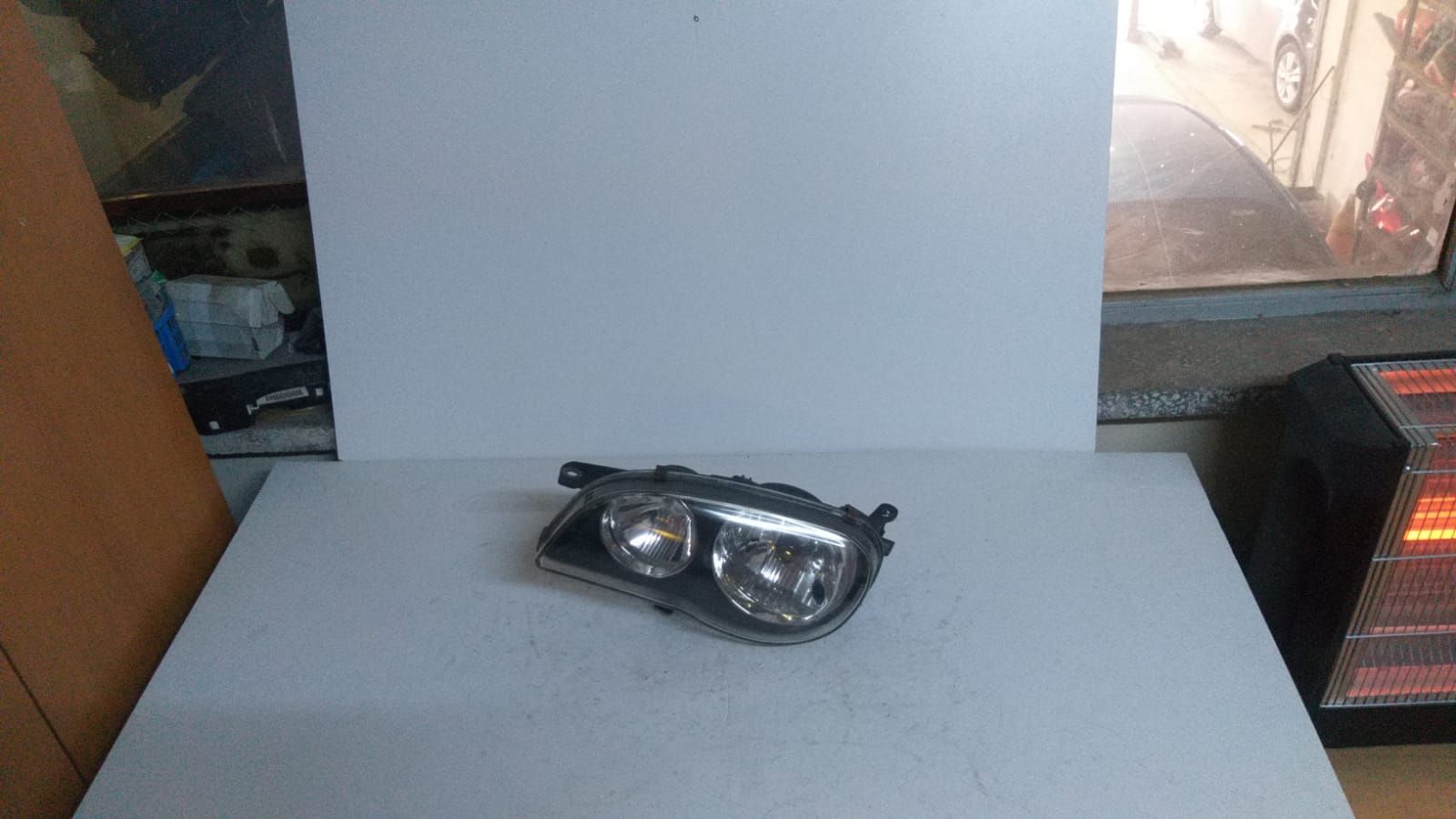 TOYOTA COROLLA SOL FAR 99-02