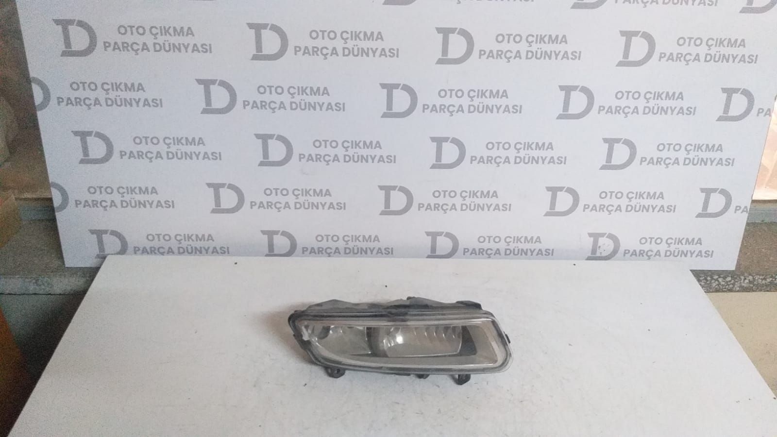 VOLKSWAGEN POLO SA SS FARI