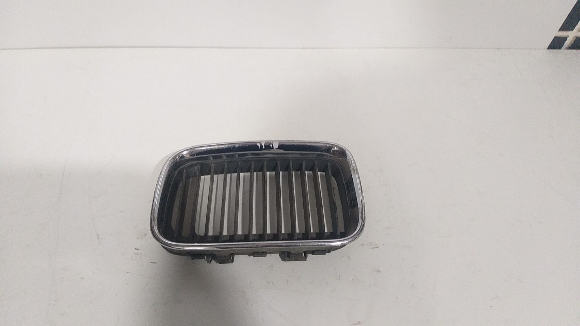 BMW E 30 TAMPON BBREK