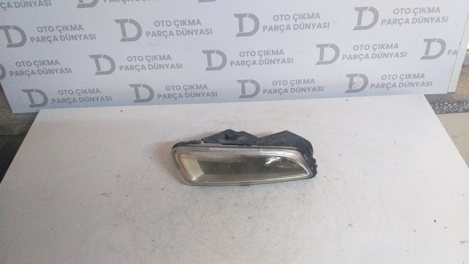 VOLKSWAGEN POLO SA SS FARI 