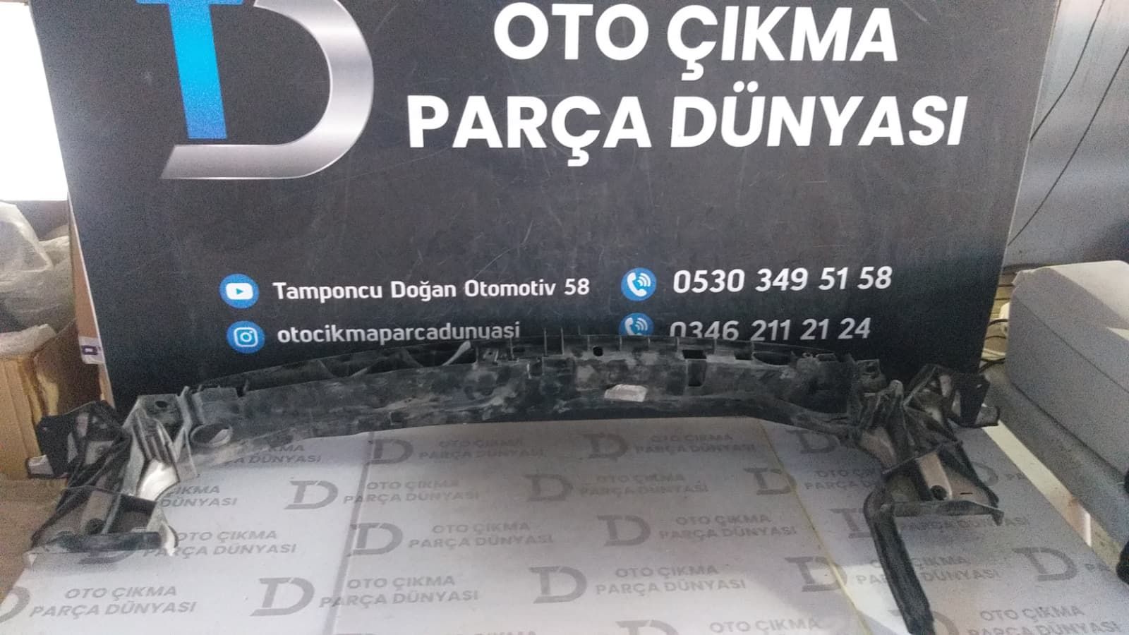 AUD� A4 �N PANEL 2012