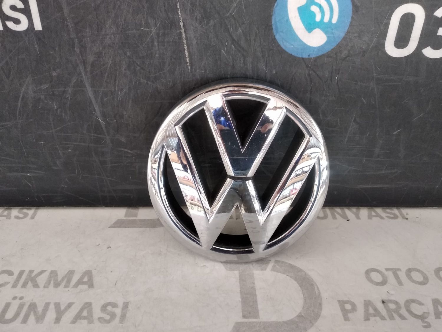 VOLKSWAGEN PASSAT �N LOGO