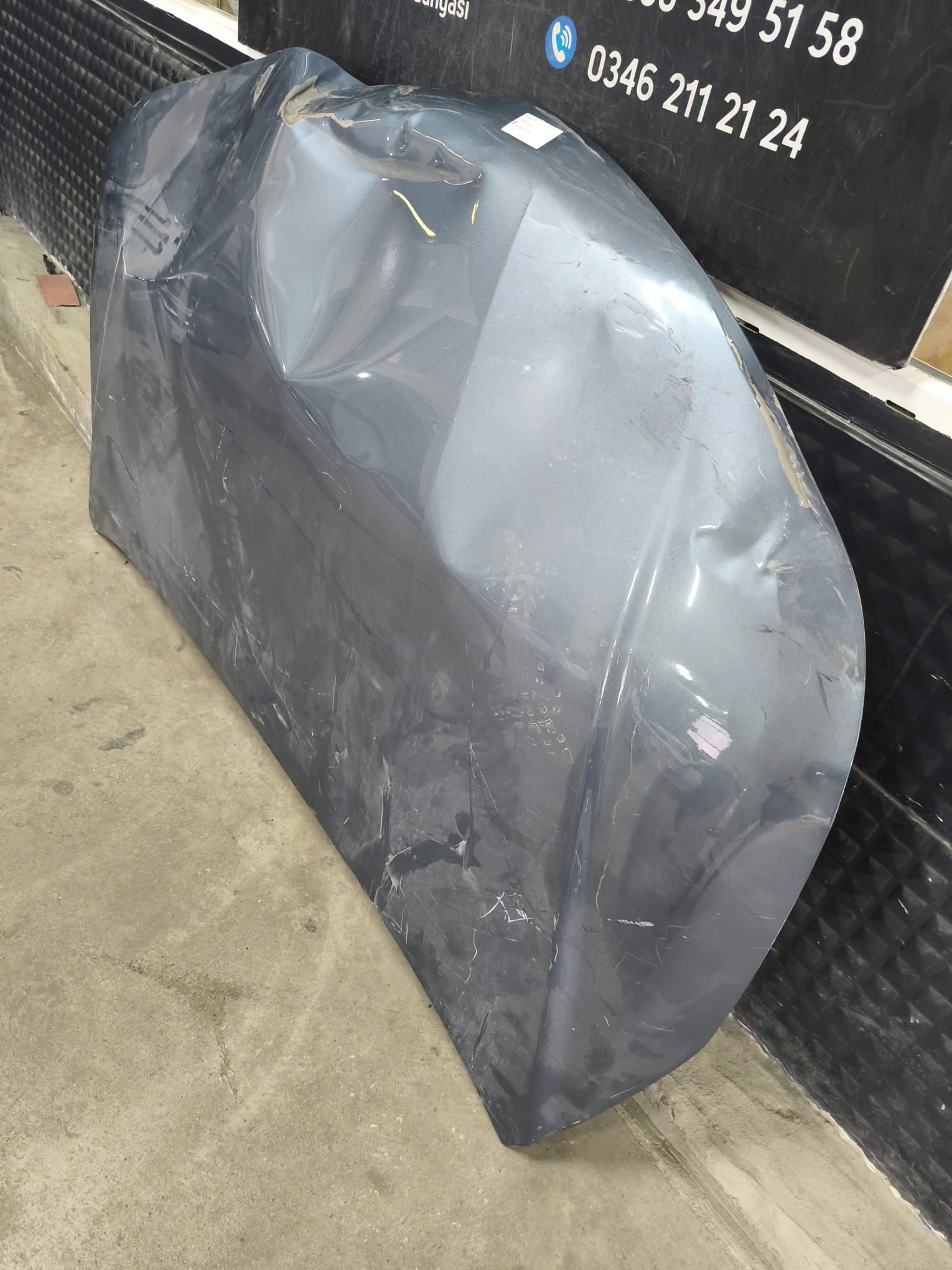 TOYOTA COROLLA �N KAPUT (20-)