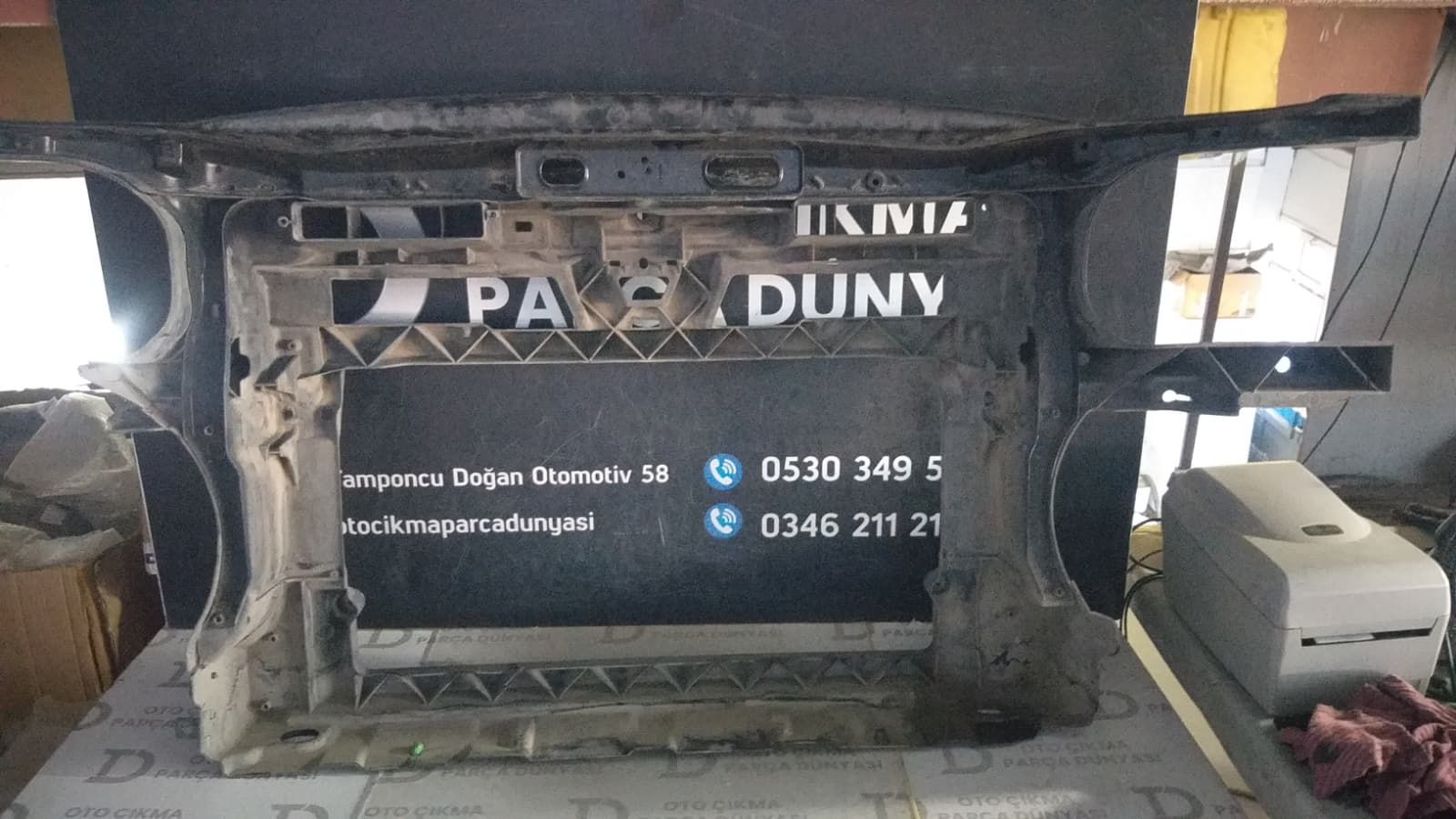 VOLKSWAGEN TOURAN RADYAT�R �N PANEL MASKES� 04-10