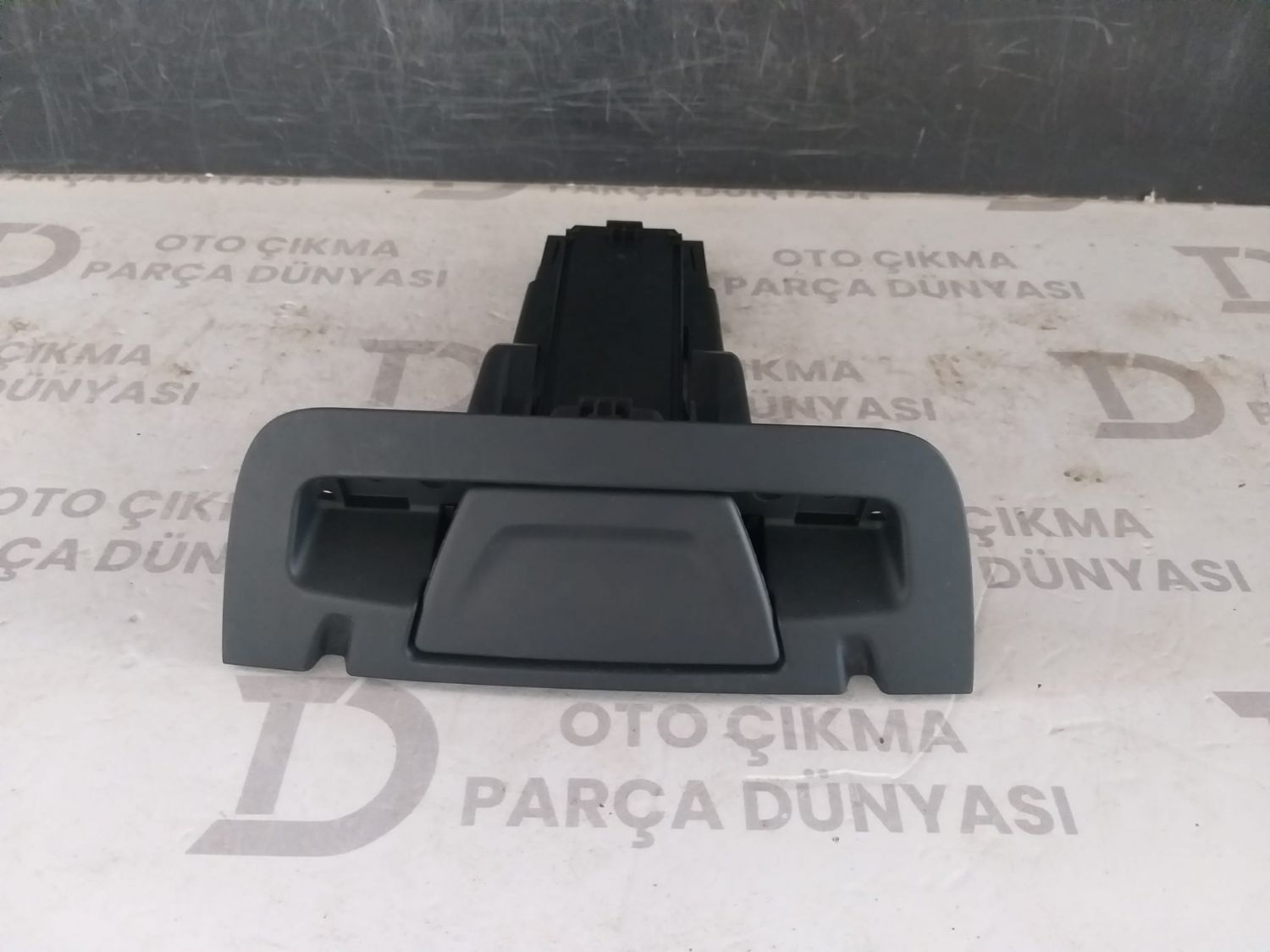 FORD TOURNEO COUR�ER TELEFON TUTUCU