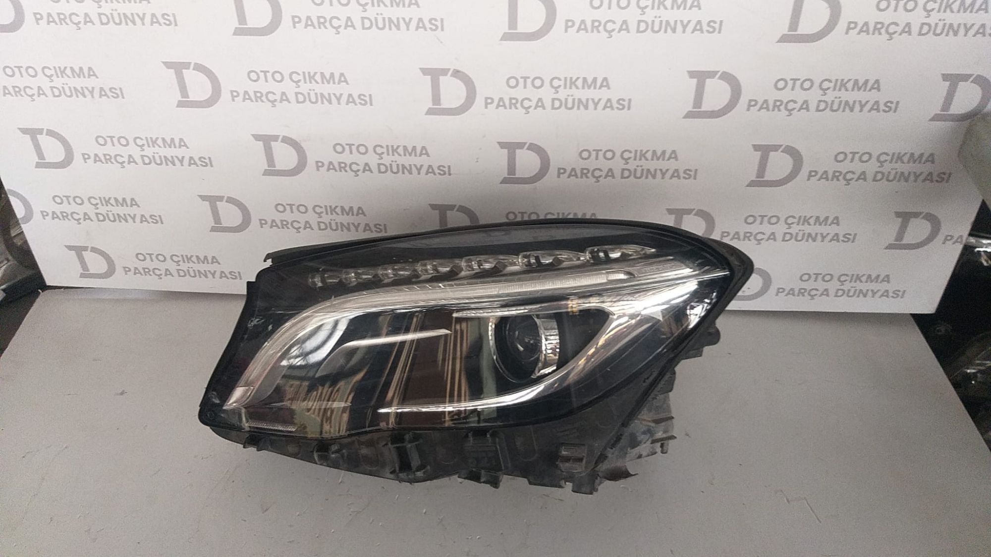 MERCEDES GLA SERS SOL FAR  W 156