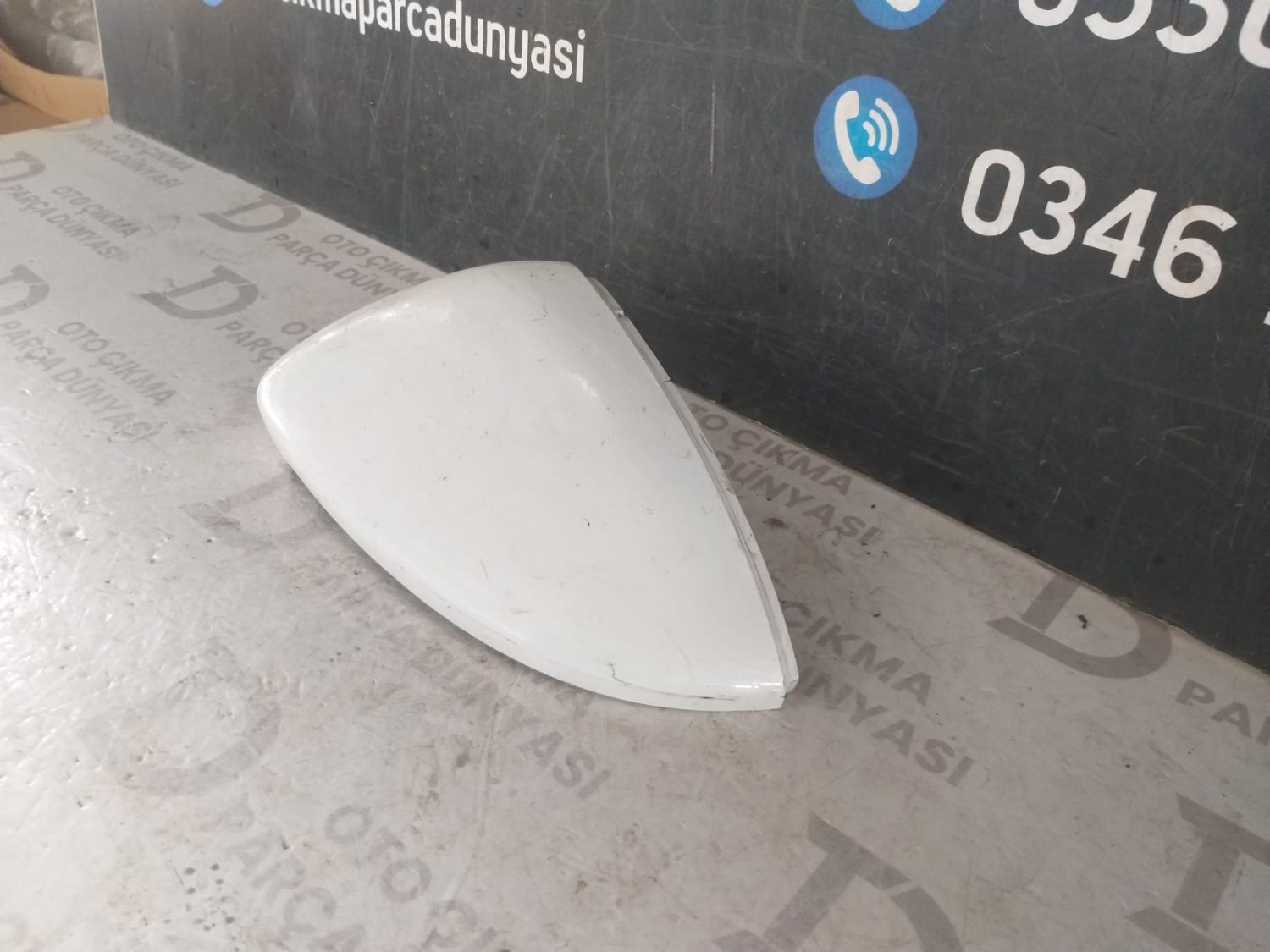 VOLKSWAGEN GOLF 7 SOL AYNA KAPA�I