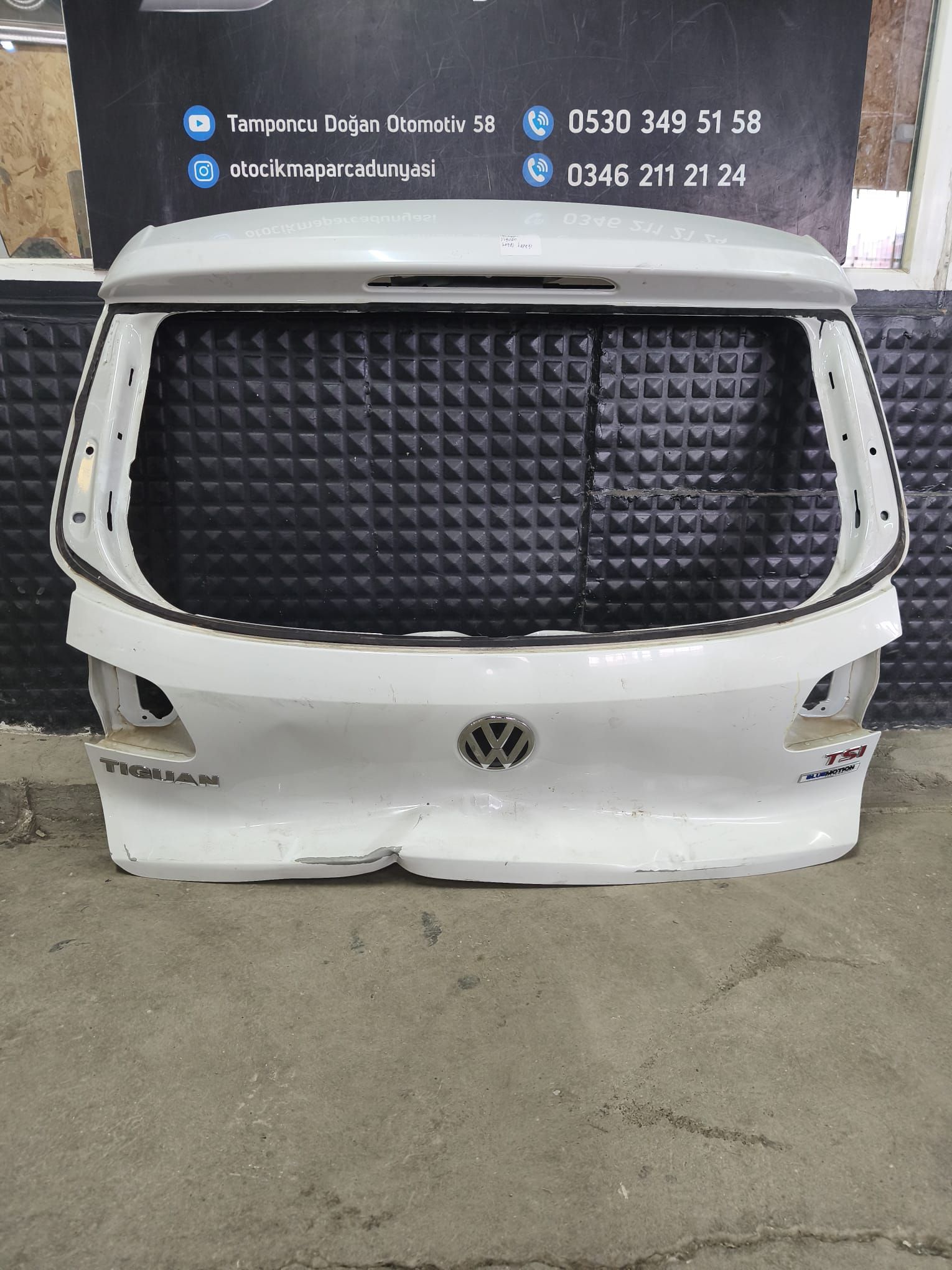 VOLKSWAGEN T�GUAN ARKA BAGAJ KAPA�I [08-14]