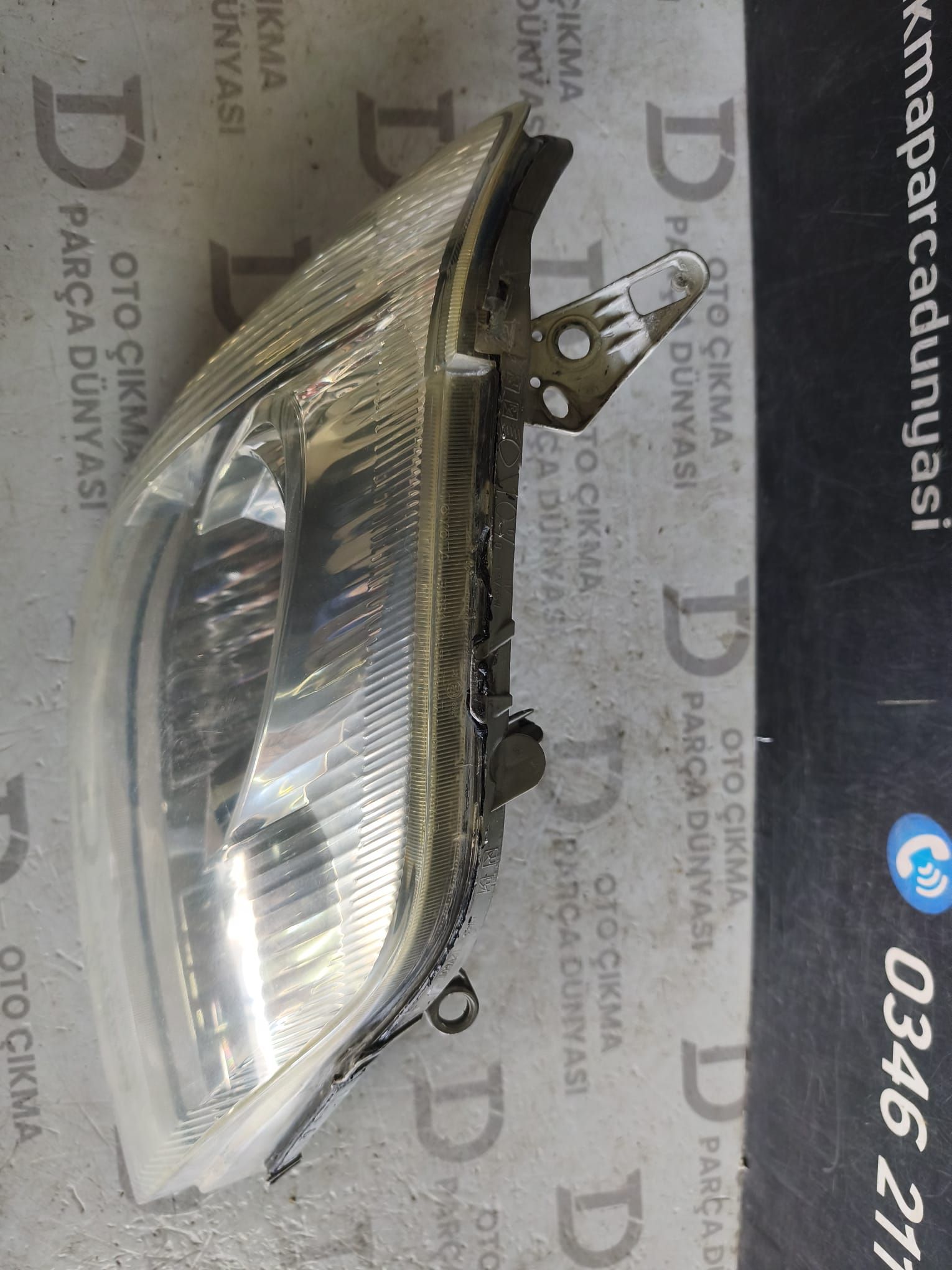 TOYOTA COROLLA SA� FAR SEDAN [ 2003-2006 ]