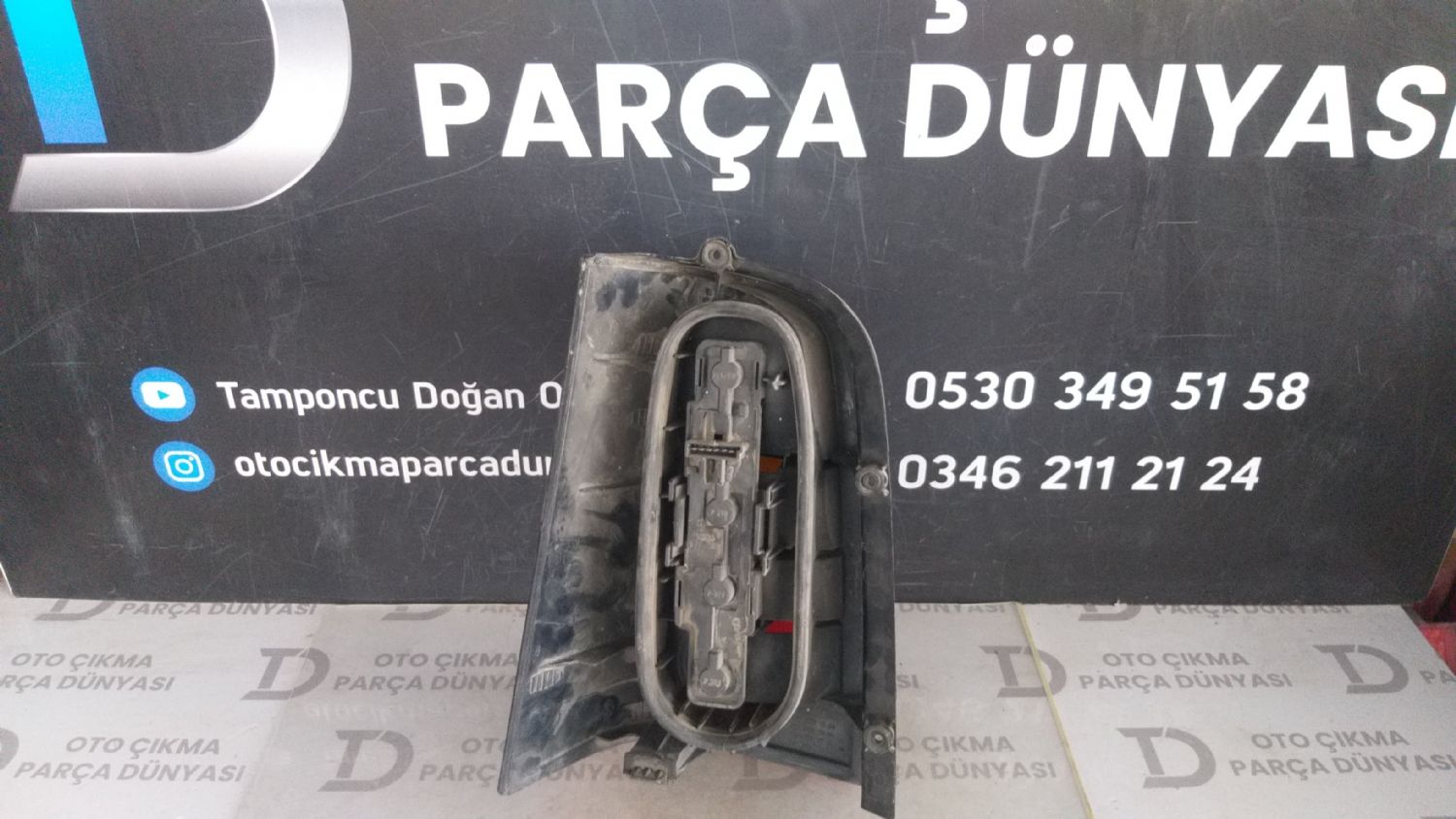 MERCEDES V�TO SA� STOP 96-03 W638