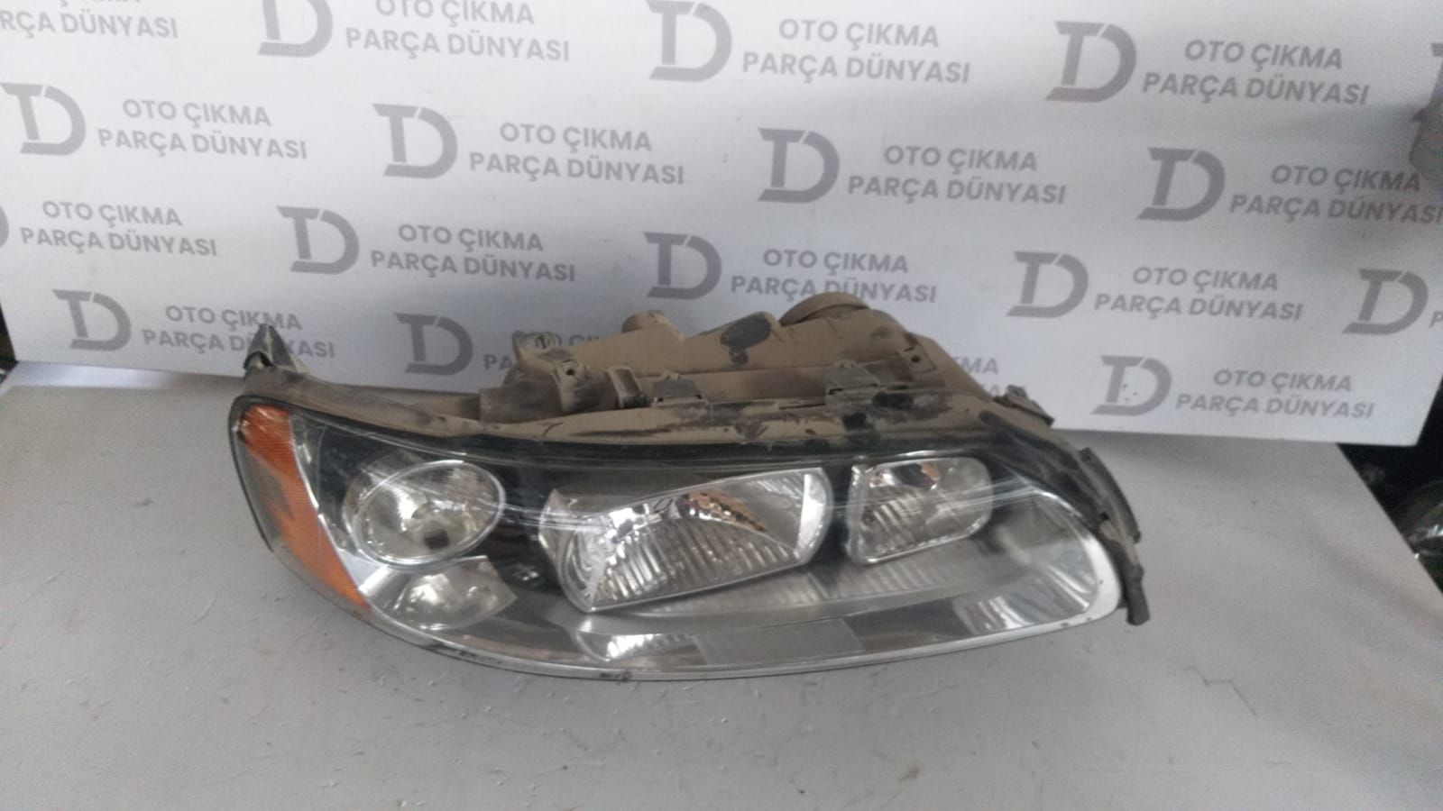 VOLVO S 60 SA FAR MERCEKSZ