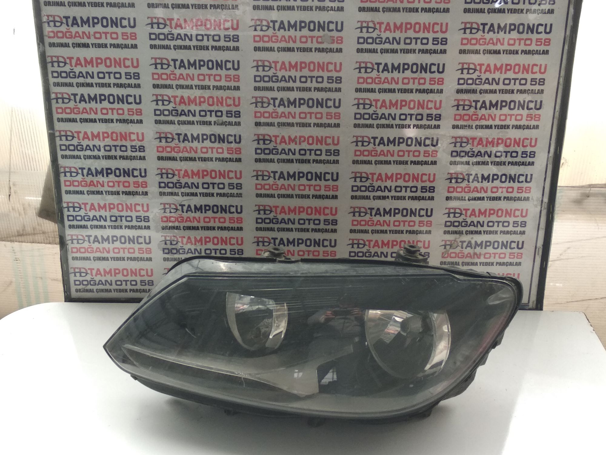 VOLKSWAGEN CADDY SOL FAR 11-15