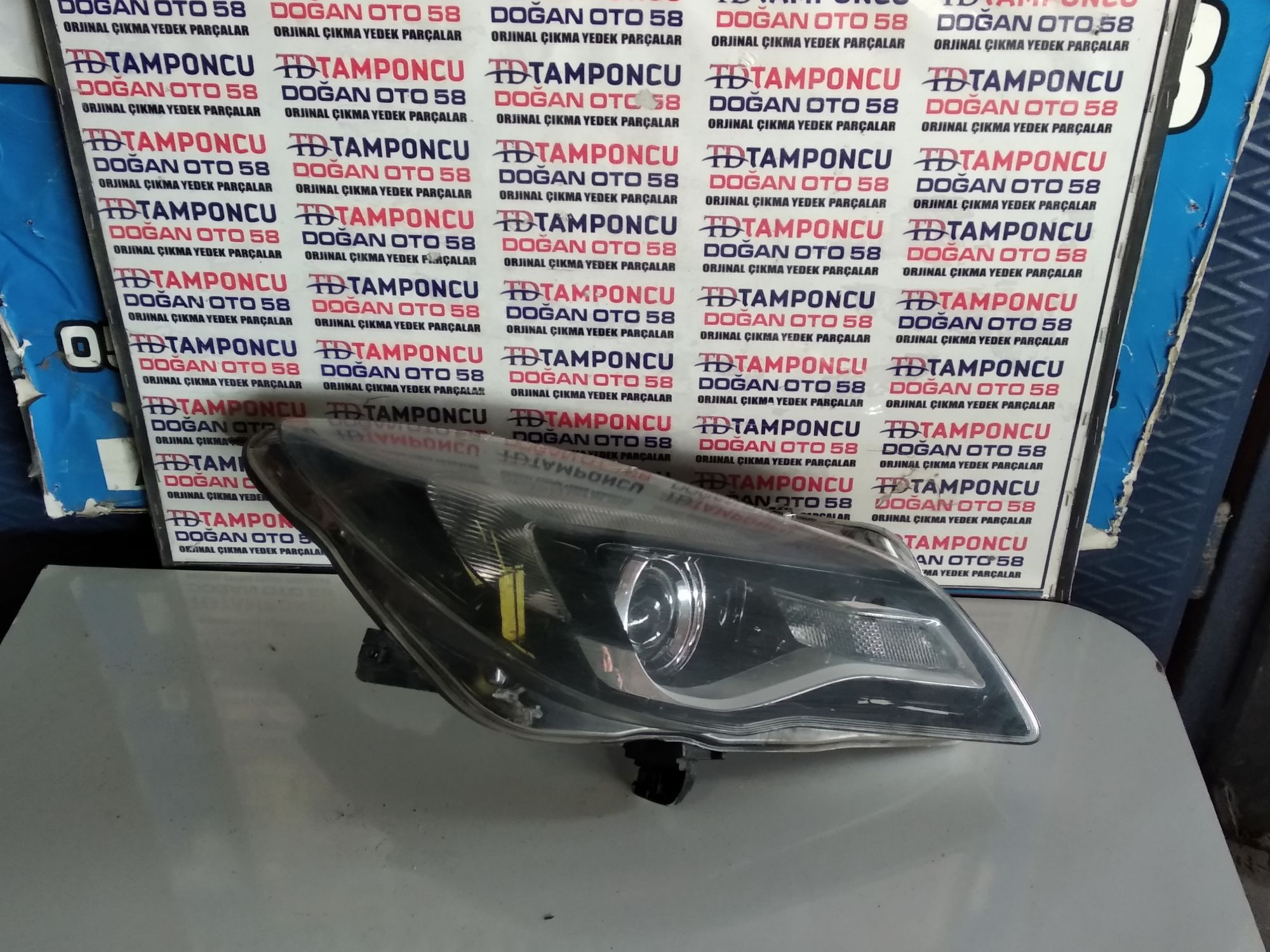 OPEL NSGNA SA FAR 13-17