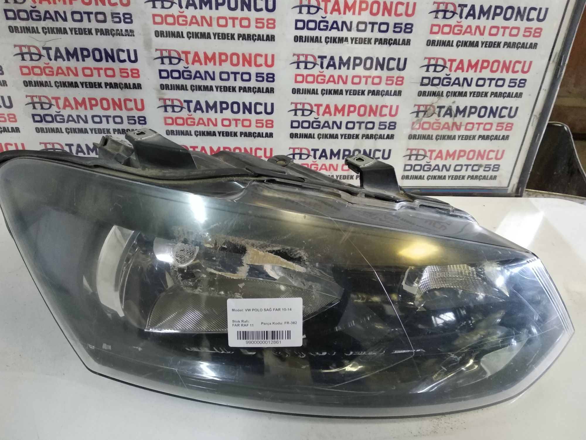 VOLKSWAGEN POLO SA FAR ORJNAL IKMA 10-14