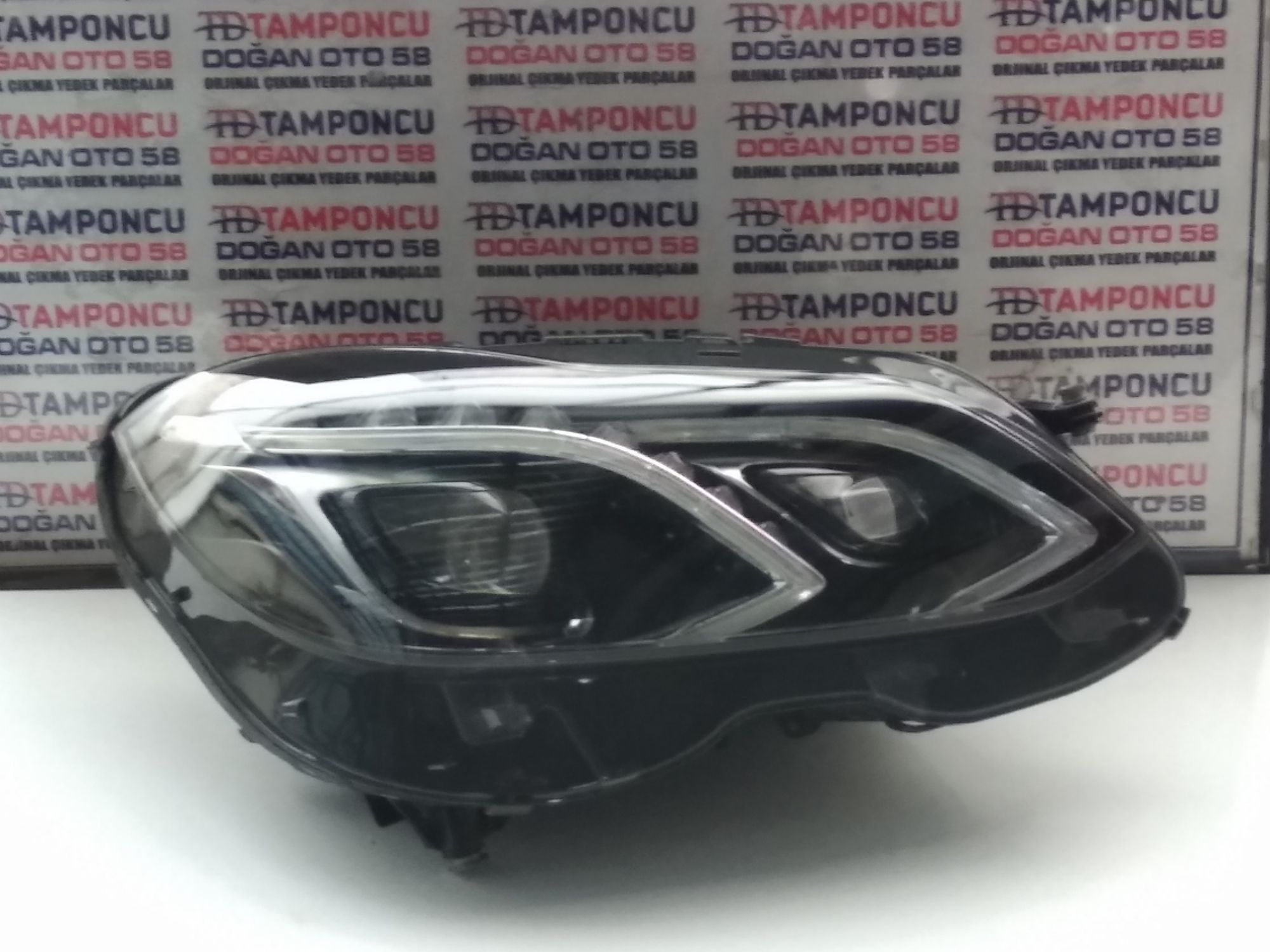 MERCEDES E SERS SA FAR W 212 MAKYAJLI 17