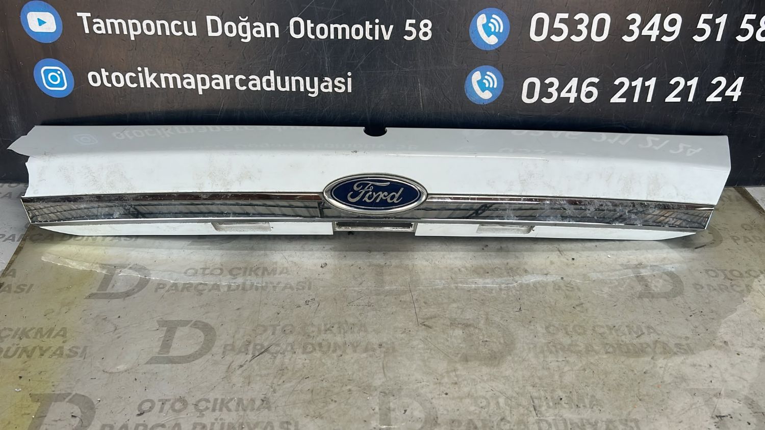 FORD F�ESTA BAGAJ  TUTAMA�I. 8A61-A43404DJN