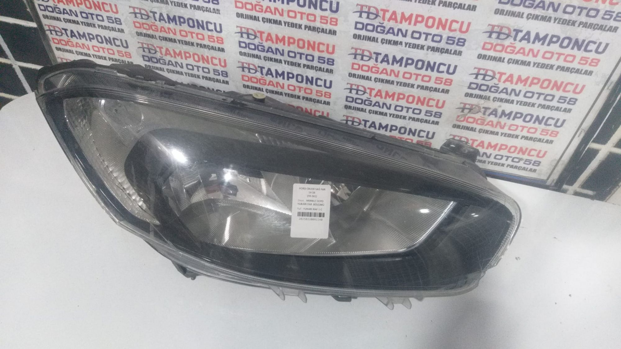FORD COURER SA FAR 14-18