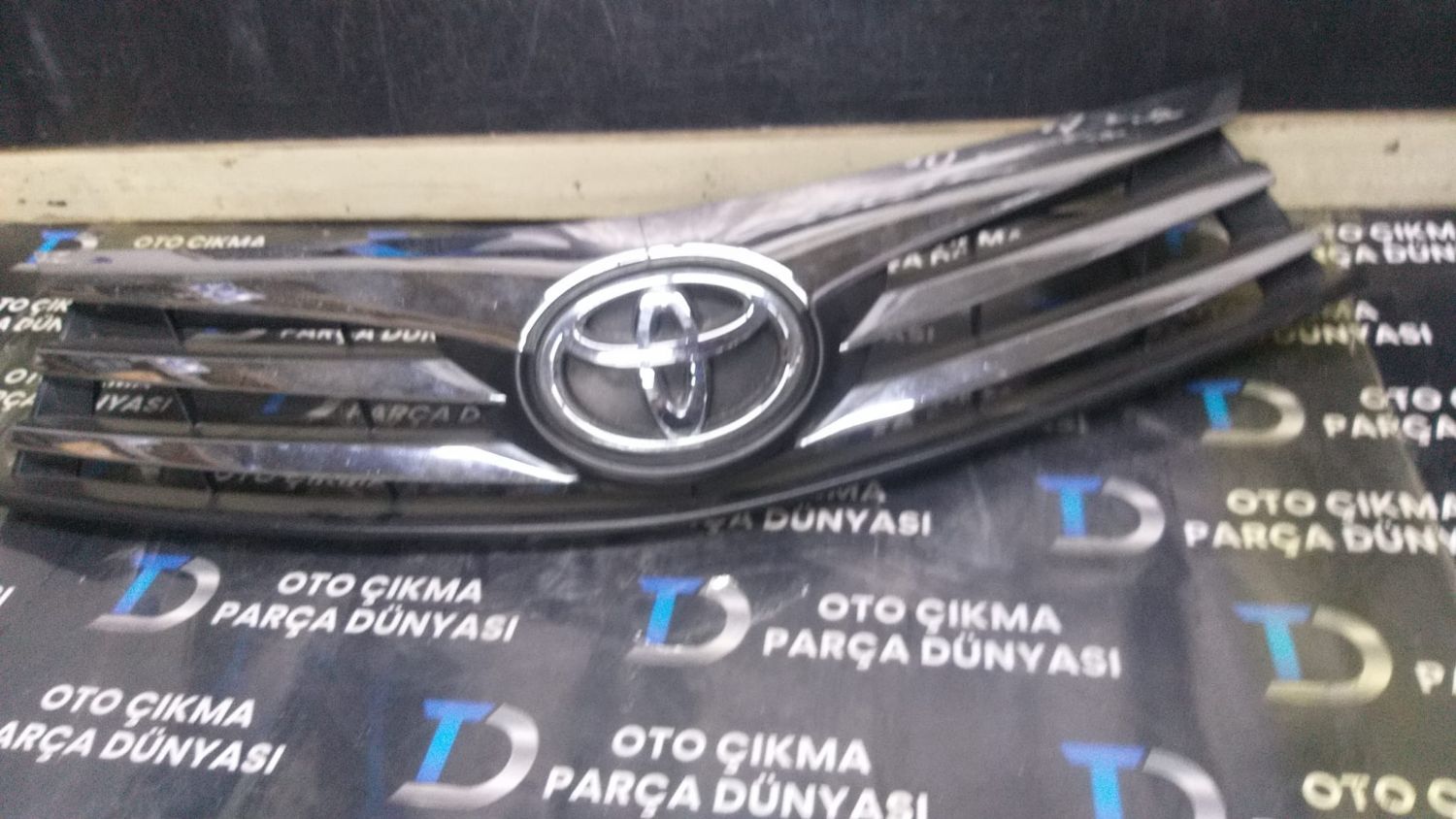 TOYOTA COROLLA �N PANJUR [13-18]