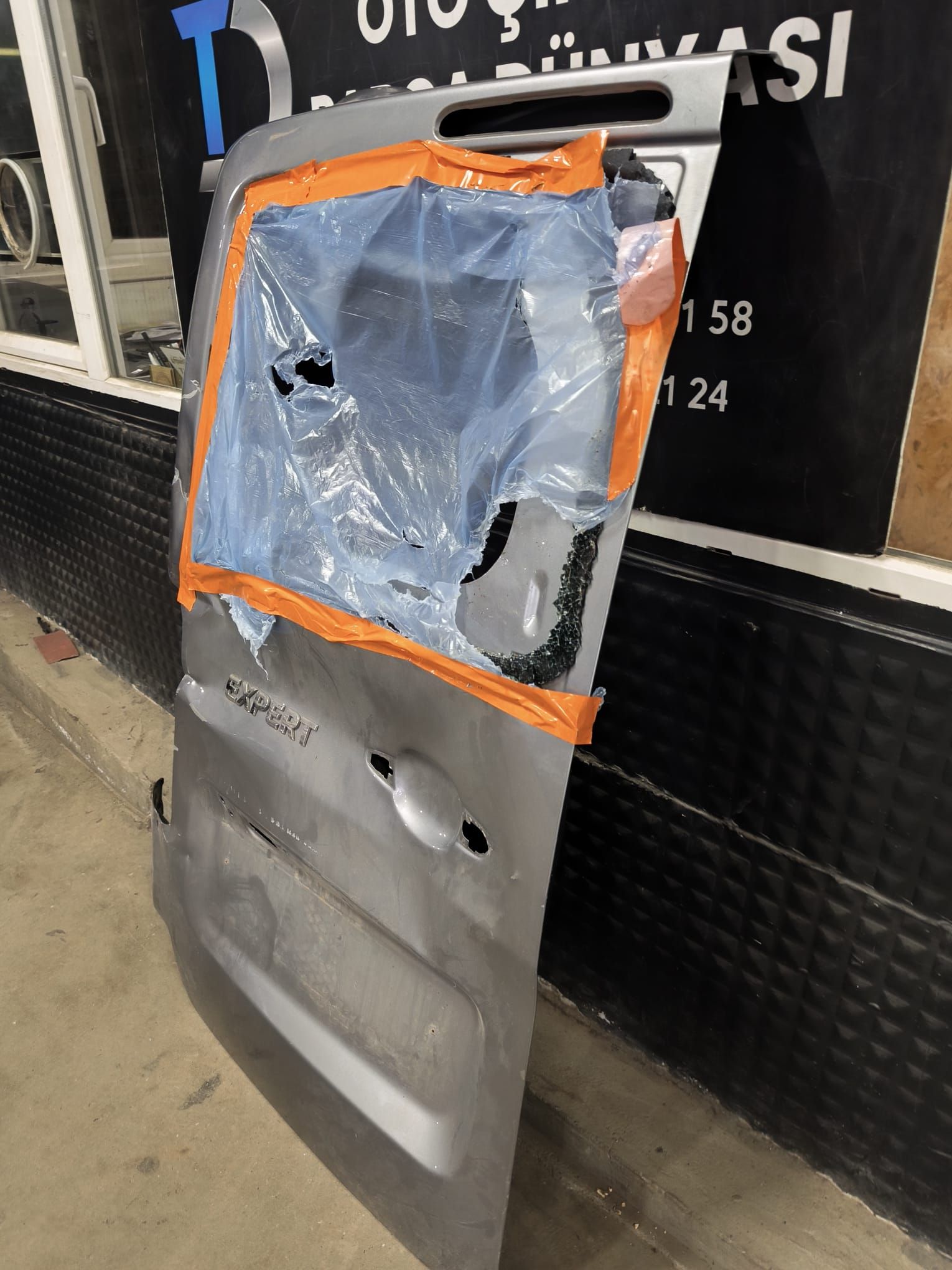 PEUGEOT EXPERT SOL ARKA BAGAJ KAPA�I [21]