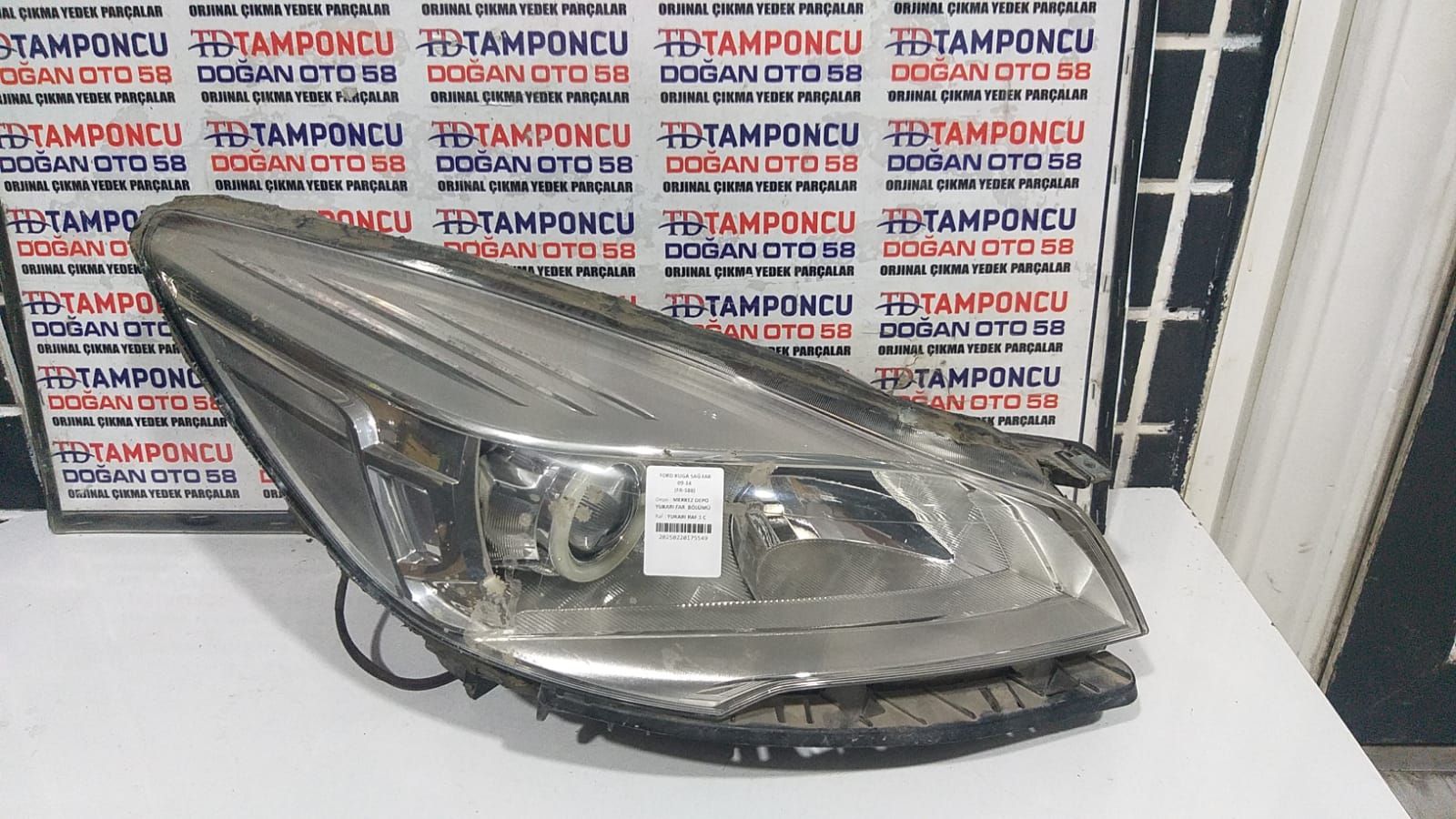 FORD KUGA SA FAR 09-14
